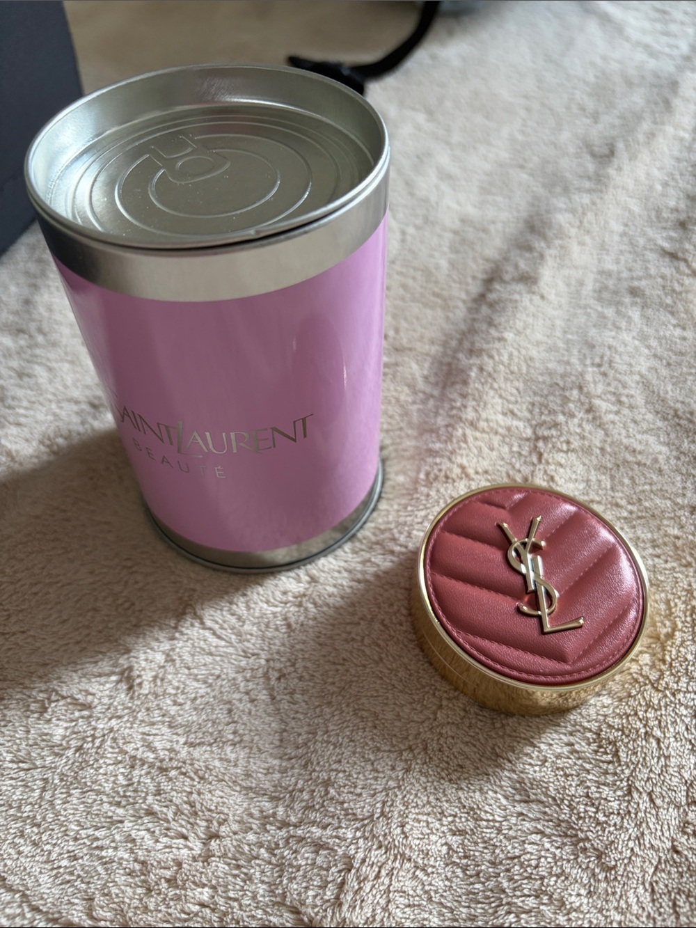 Yves Saint Laurent make me blush shade 12 - Picture 4 of 11